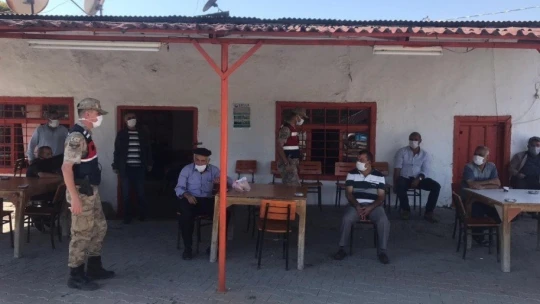 Malatya'da jandarmadan Covid-19 denetimleri