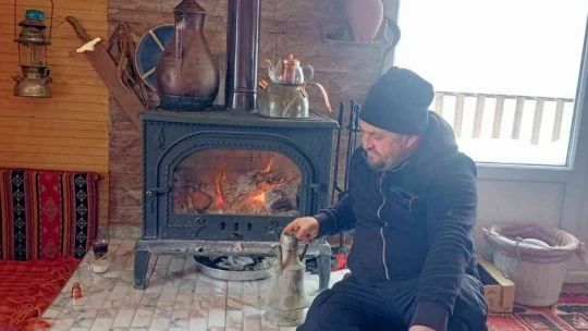 Malatya'da kar kimine çile kimine keyif