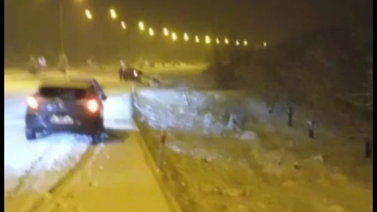 Malatya'da kar ulaşımı olumsuz etkiledi