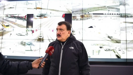Malatya'da karla mücadele sürüyor