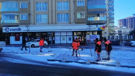 Karla mücadele devam ediyor