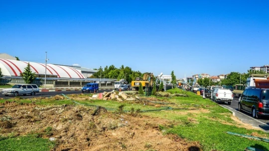 Malatya'da kavşak düzenleme çalışmaları devam ediyor