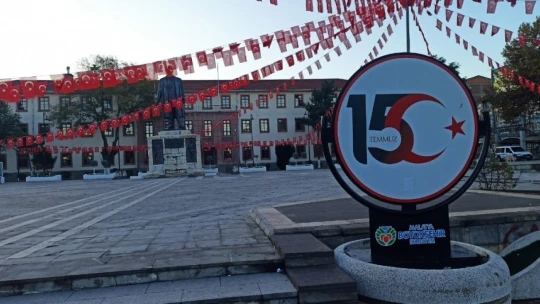 Malatya'da kısıtlama bitmesine rağmen sokaklarda sessizlik devam etti