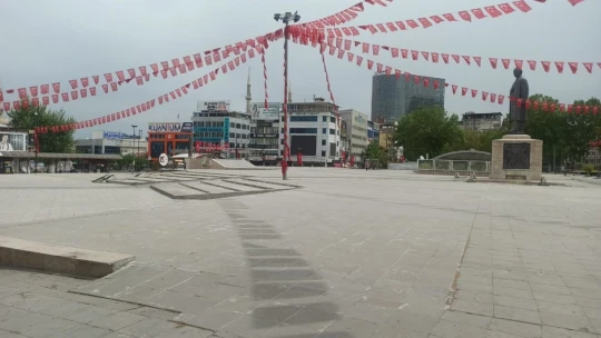 Malatya'da kısıtlamanın ilk gününde sessizlik hakim