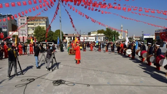 Malatya'da korona gölgesinde Cumhuriyeti kutlamaları