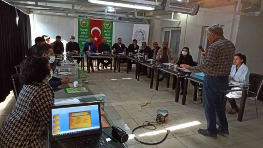 Malatya'da koyun kırkma kursu açıldı