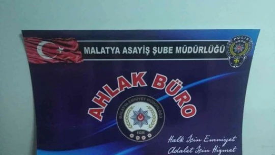 3 adrese baskın düzenlendi