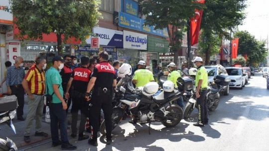 Malatya'da motorize polis ekipleri kaza yaptı: 2 yaralı