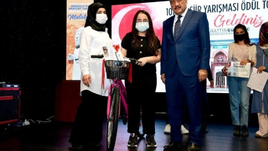 Öğrencilere ödül verildi