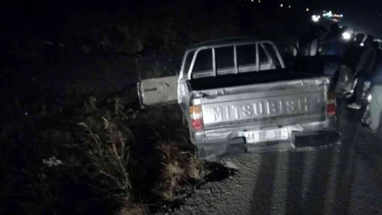 Malatya'da otomobil ile pikap çarpıştı