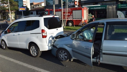 Malatya'da peş peşe 2 zincirleme kaza