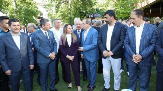 Malatya'da resmi bayramlaşma töreni