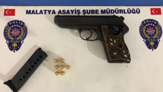 Malatya'da ruhsatsız silah taşıyan 5 kişi gözaltında