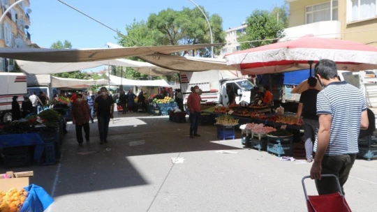 Malatya'da semt pazarı kuruldu