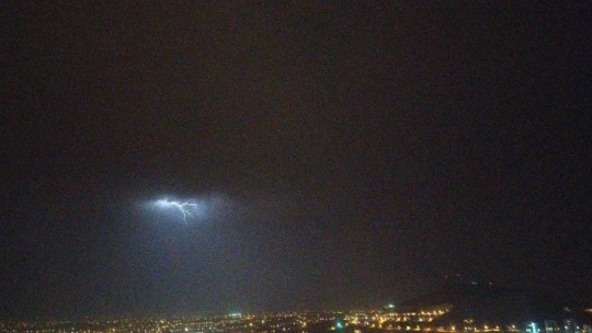 Malatya'da şimşekler geceyi aydınlattı