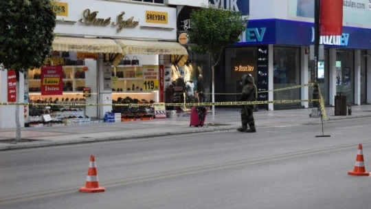 Malatya'da şüpheli valiz polisi alarma geçirdi