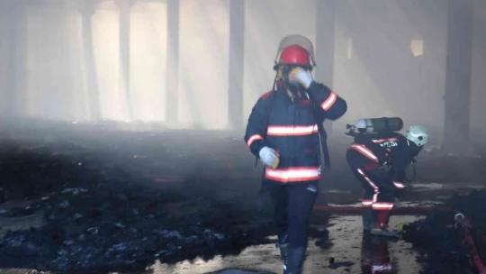 Malatya'da tadilat yapılan fabrikada yangın