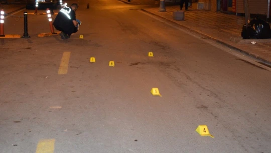 Malatya'da ticari araç içerisinde silahlı saldırıya uğrayan şahıs yaralandı