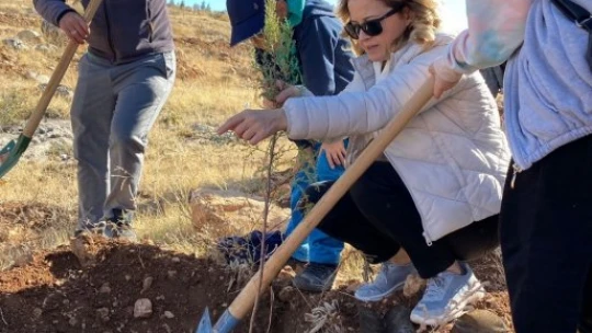 Malatya'da tohum ve fidanlar toprakla buluştu