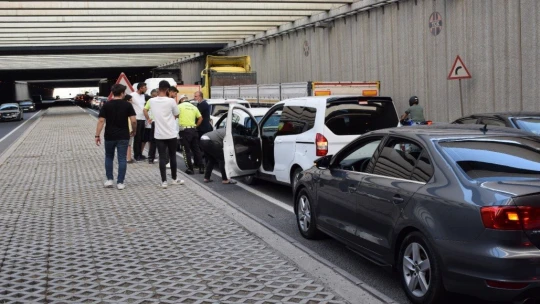 Malatya'da trafiği felç eden zincirleme kaza