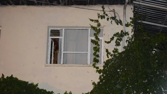 Malatya'da türbeye ziyareti yapanların üzerine tüfekle ateş açıldı