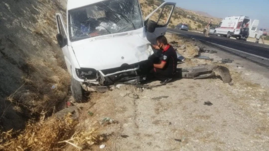 Malatya'da üç ayrı trafik kazasında 1'i ağır 7 kişi yaralandı