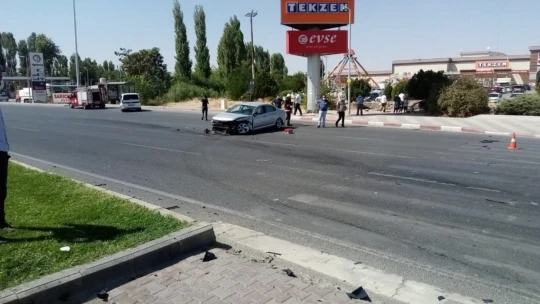 Malatya'da üç ayrı trafik kazasında 1'i ağır 7 kişi yaralandı