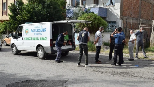 Malatya'da yalnız yaşayan yaşlı adam evinde ölü bulundu