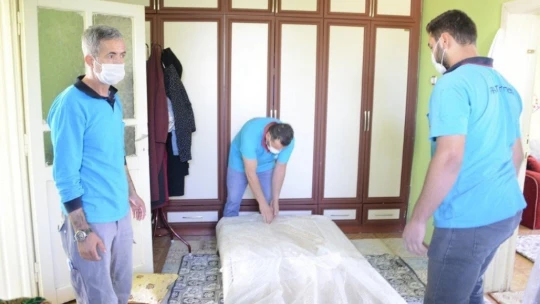 Malatya'da yaşlılar için 'Elimi Bırakma' projesi