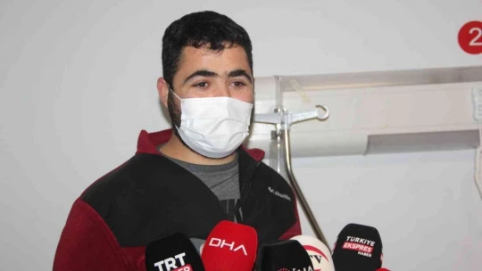 Malatya'da yeni yılın ilk bebeği 'Furkan'