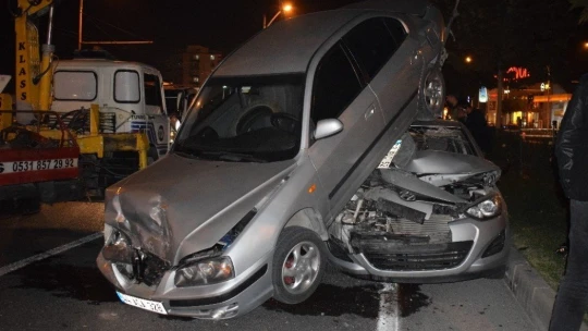 Malatya'da zincirleme kaza: 6 araç birbirine girdi