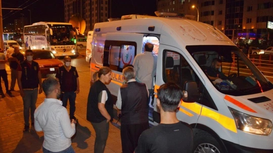Malatya'daki 2 ayrı intihar girişimini polis engelledi