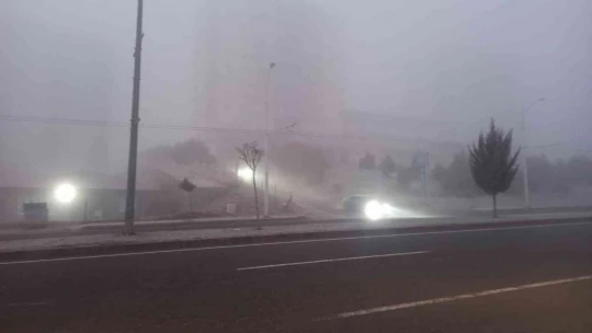 Malatya-Elazığ karayolunda sis etkili oldu