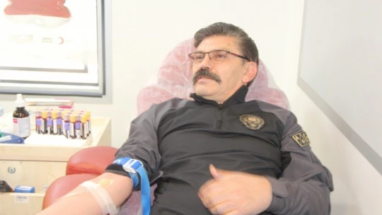 Malatya Emniyetinden '15 Temmuz anısına' kan bağışı