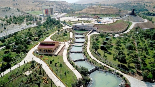 Malatya hayvanat bahçesi kapılarını ziyaretçilerine açıyor