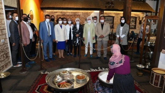 Malatya kadın girişimi kooperatifi açıldı