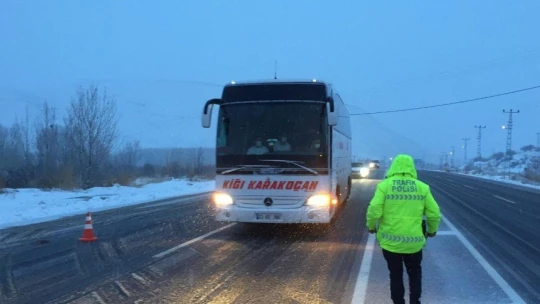 Malatya-Kayseri karayolu tırların geçişine kapatıldı