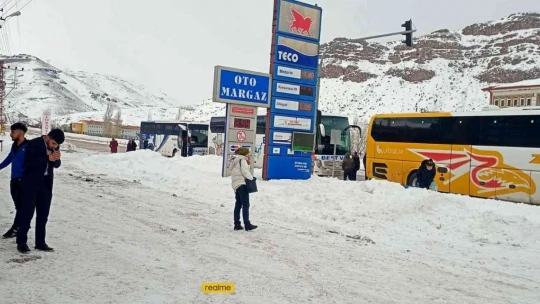Malatya-Kayseri yolu ulaşıma kapatıldı