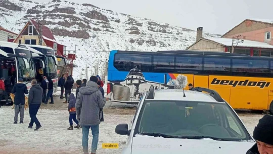 Malatya-Kayseri yolu ulaşıma kapatıldı