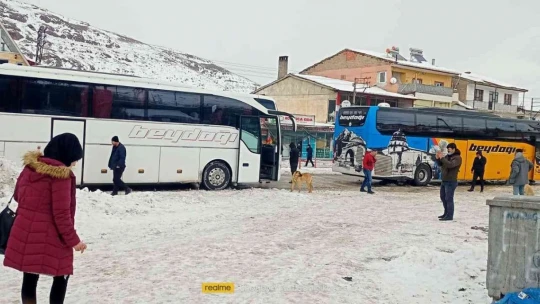 Malatya-Kayseri yolu ulaşıma kapatıldı