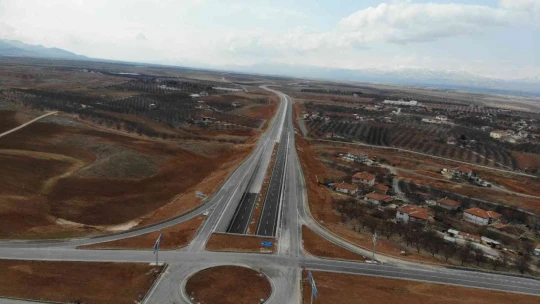 Kuzey Çevreyolu'nda 26,5 kilometrelik kısım trafiğe açıldı