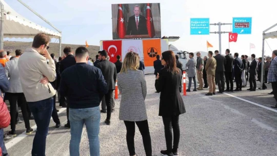 Malatya Kuzey Çevreyolu'nun 26 km'lik 1. kısmı hizmete açıldı