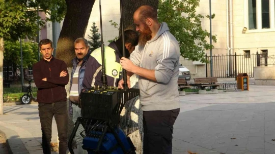 Malatya'nın en işlek noktasında şüpheli çanta alarmı