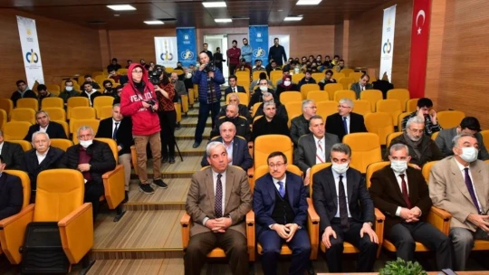 Malatya'nın lojistik merkezi olma potansiyeli panelde ele alındı