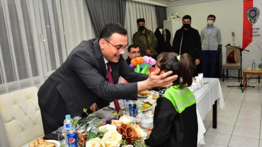 Malatya polisi engellilerin yanında