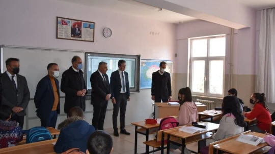 Malatya TSO'dan öğrencilere bot yardımı