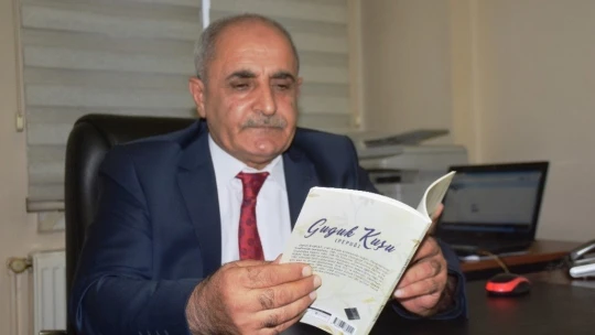 Malatyalı avukat Türkçe ve Kürtçe şiirlerini bir kitapta topladı