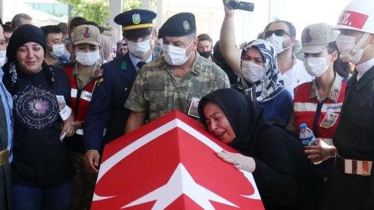 Malatyalı şehit gözyaşları arasında defnedildi