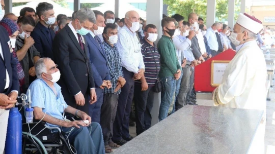 Malatyalı şehit gözyaşları arasında defnedildi