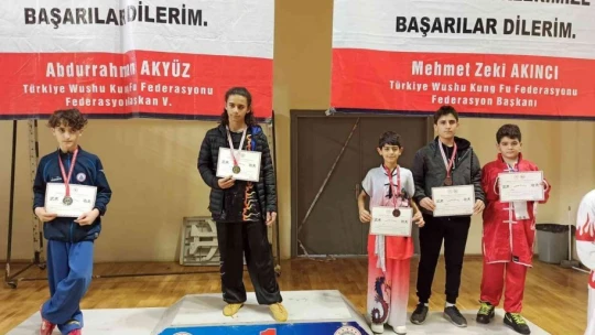 18 madalya ile döndüler